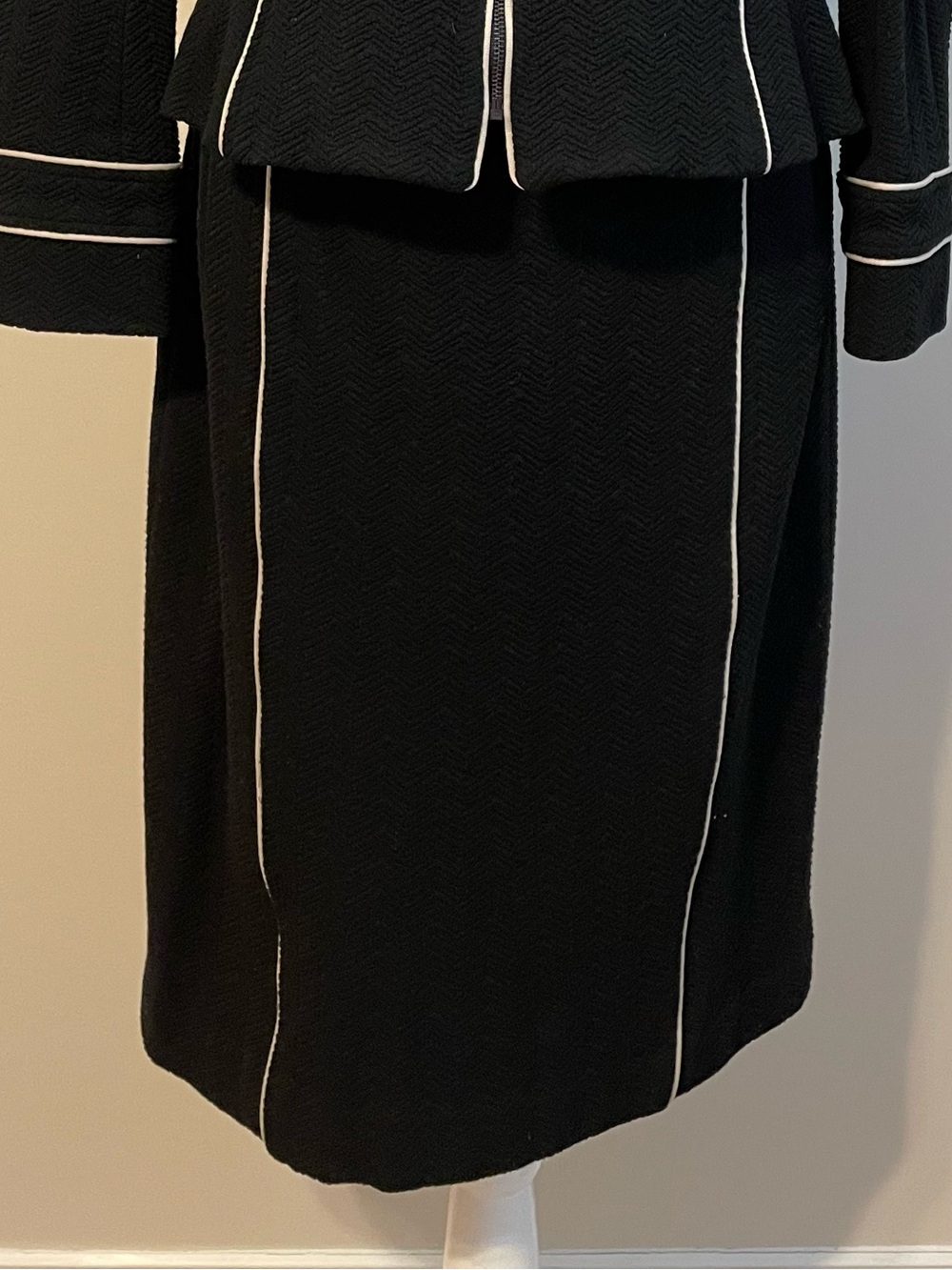 Nanette Lepore Black Pencil Skirt with White Piping